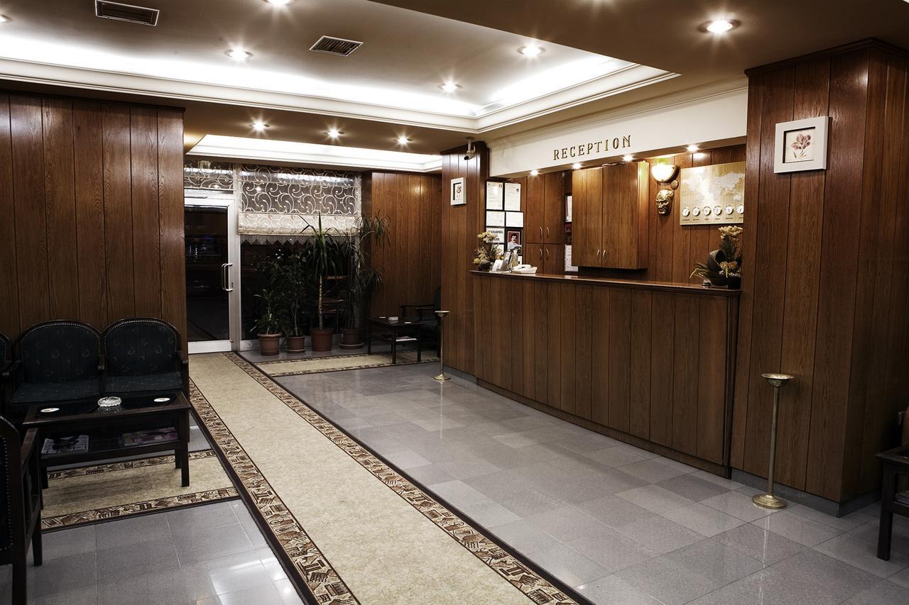 Hotel Yenibosna Estambul Exterior foto